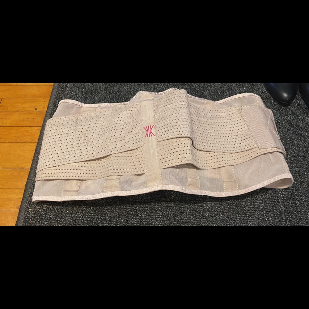 Waist trainer